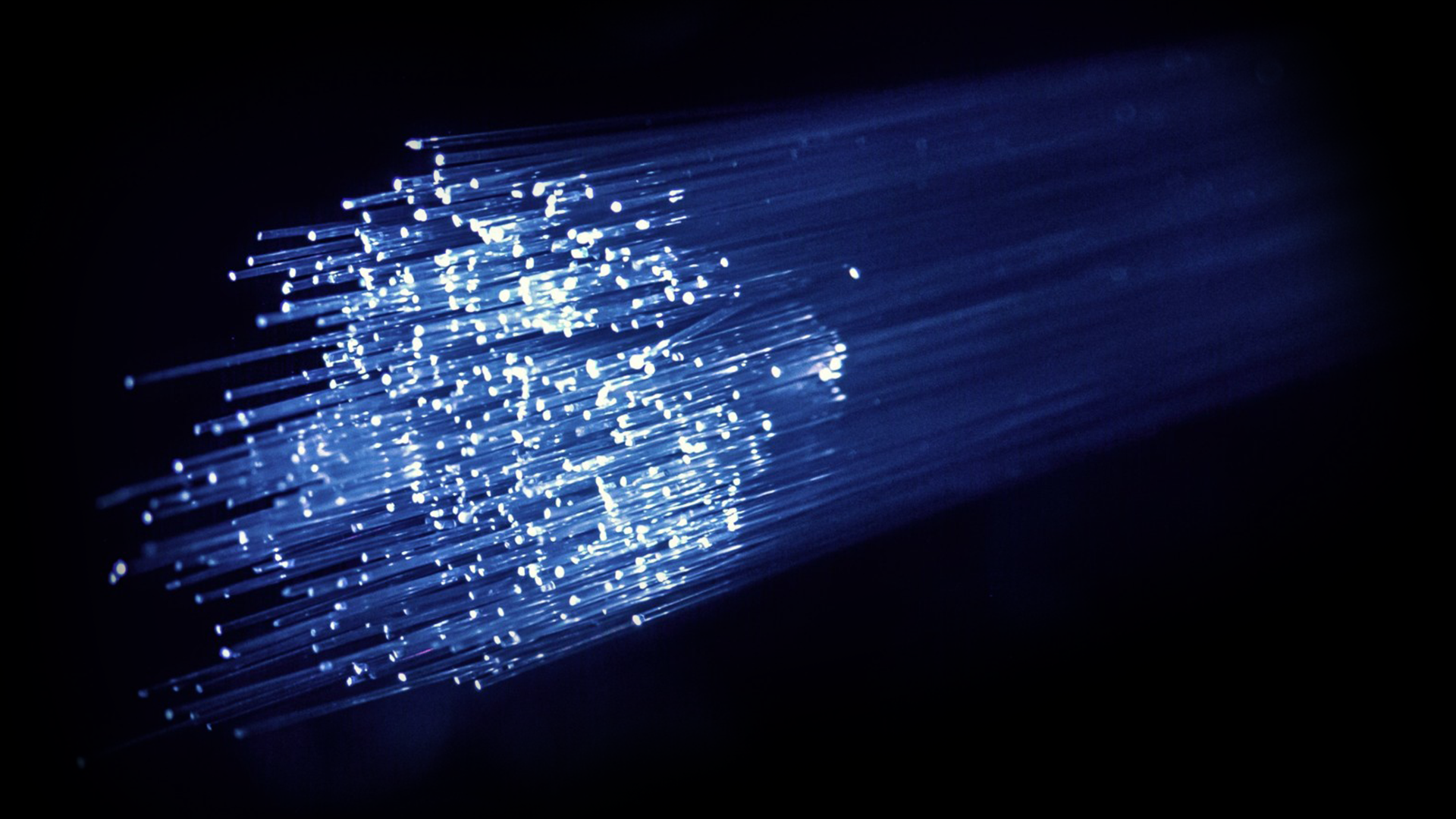 Dymacom fibre-1 La fibre optique c'est quoi ? Dymacom La fibre optique c'est quoi ?